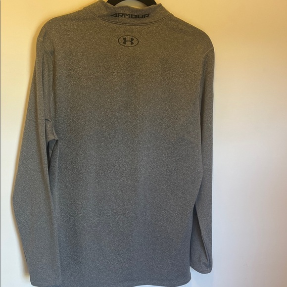 Under Armour Cold Gear Women's Gray Long Sleeve Tee - Picture 6 of 8